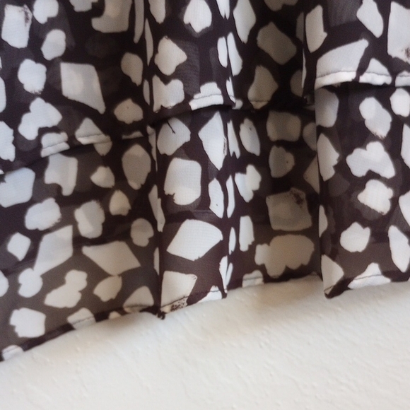 Lane Bryant Black and White Relaxed Tank Top - Picture 4 of 6